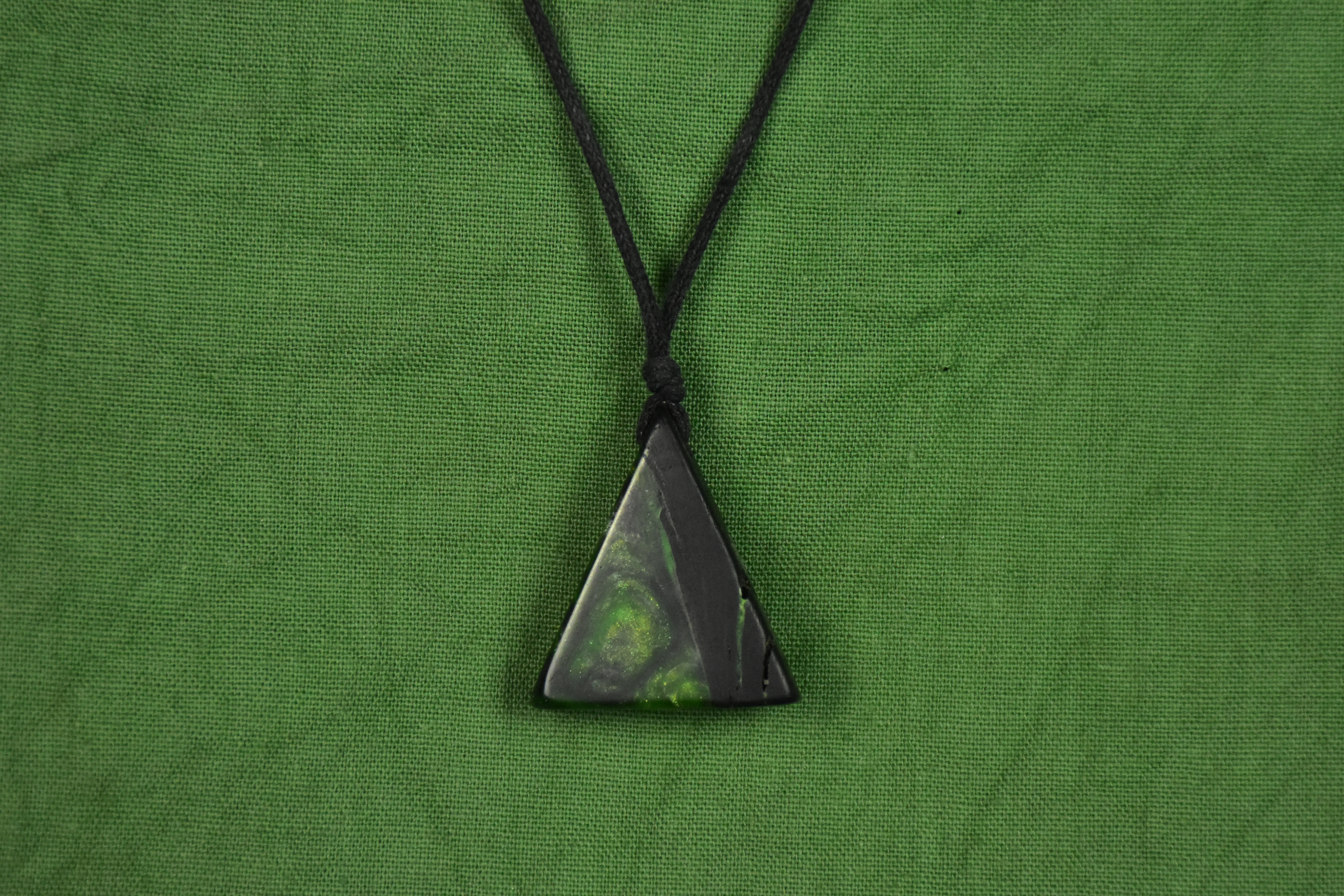 Kette Triangle